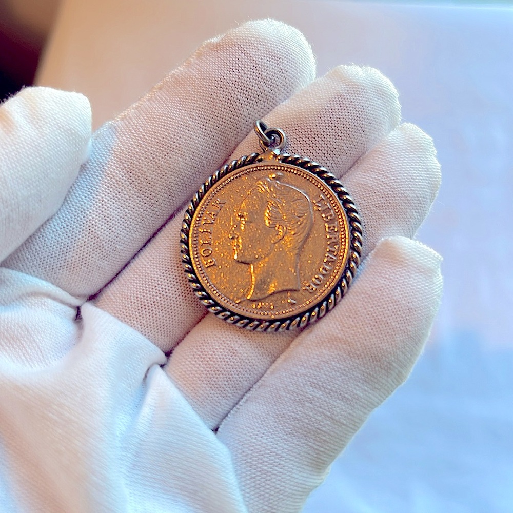 1965 Venezuela 2 Bolivares Libertador Simon Bolivar Coin Pendant